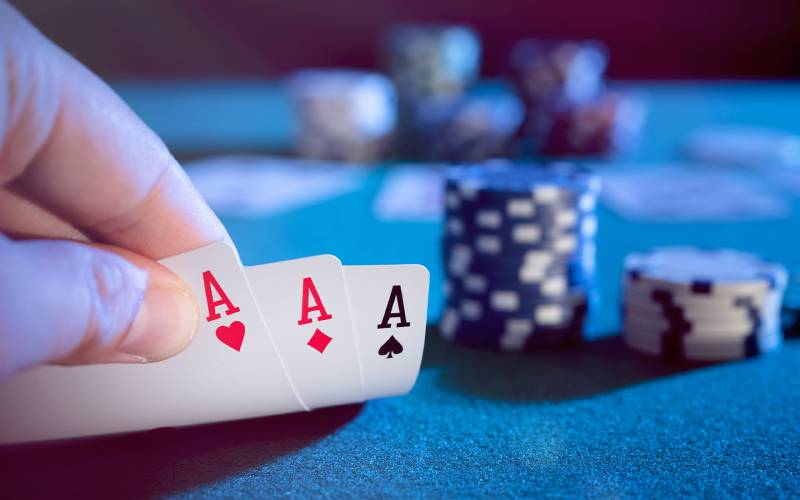 “Tố láo”: cơ hội hay cạm bẫy?